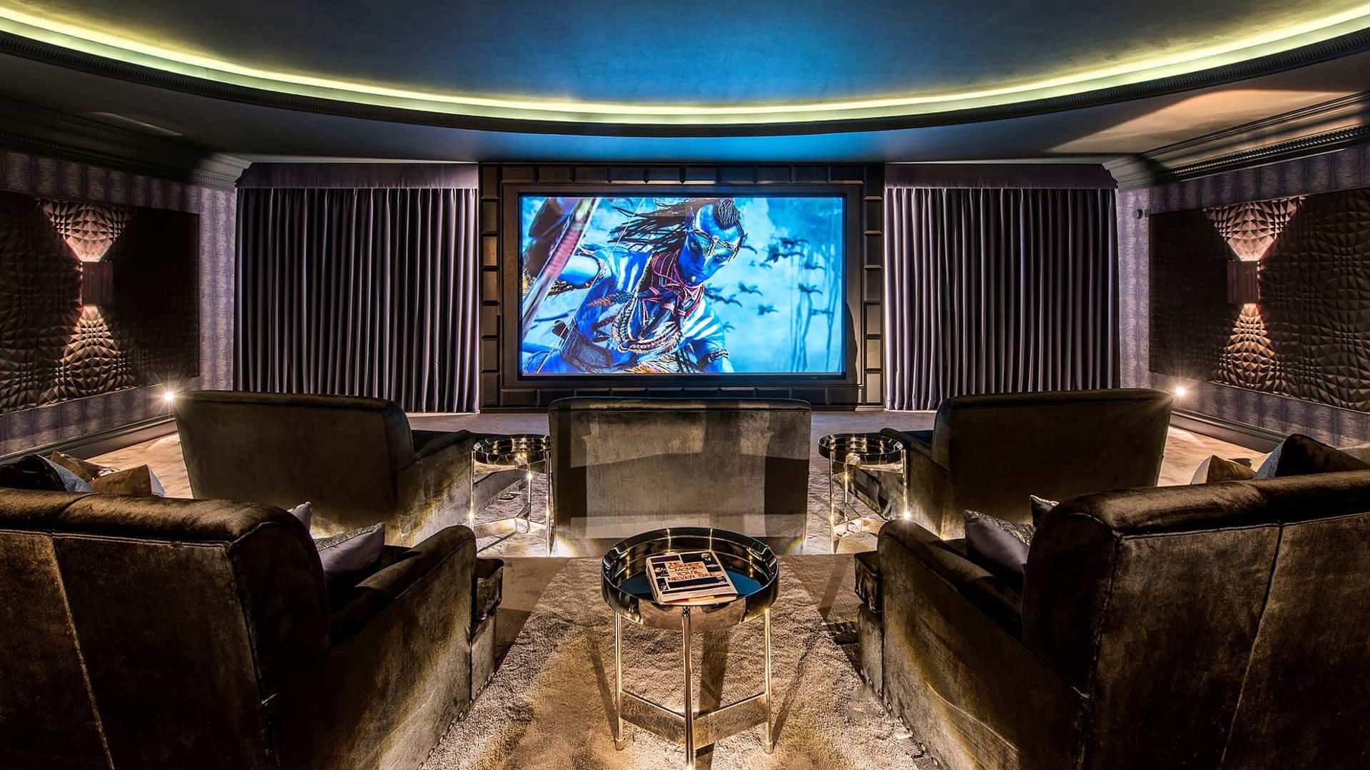 No momento, você está visualizando Qual a diferença entre Home Theater e Home Cinema?